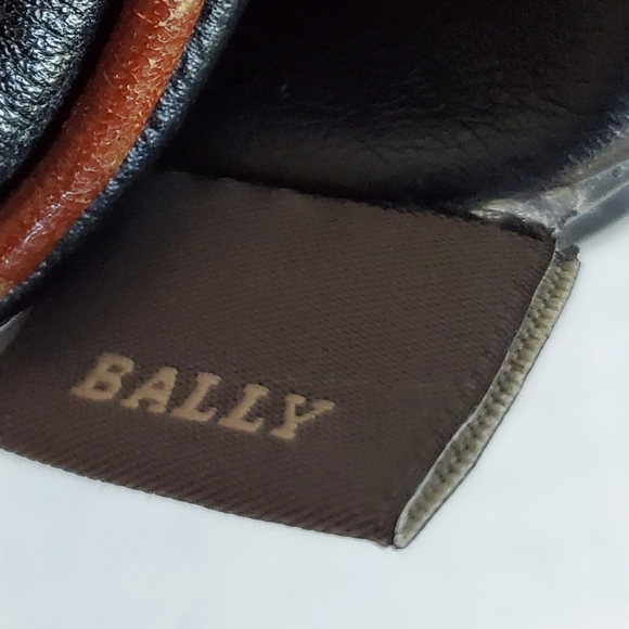 Vtg Bally Leather Camera Bag - Picture 9 of 15